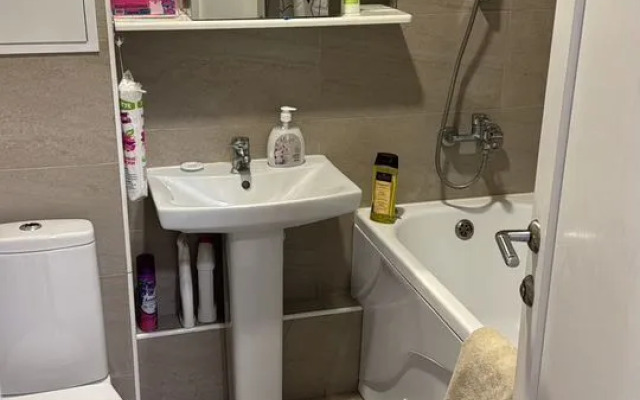 Апартаменты однокомнатные на проспекте Куприна 36к1