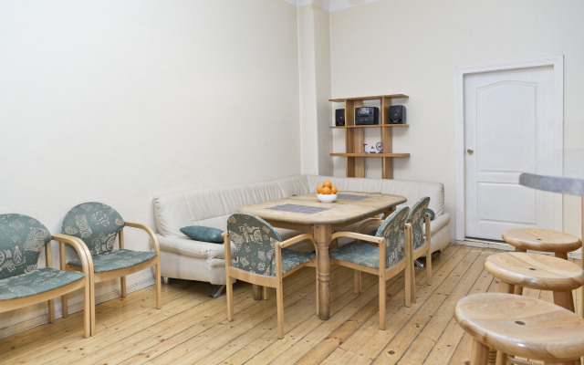Arsenal Apartments