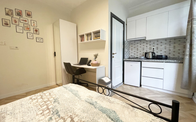 Апартаменты 2BR+2Bath entire apt with Balcony at central location