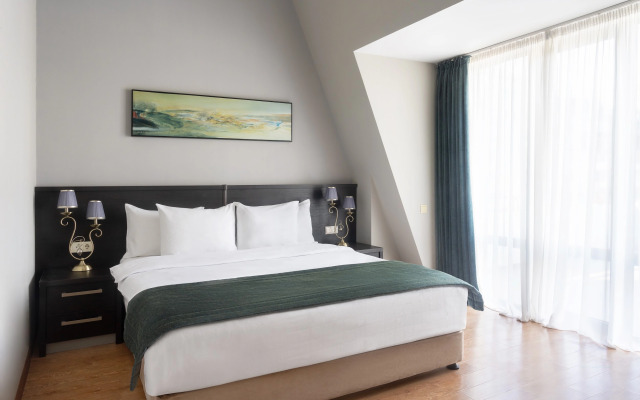 Sephia Hotel