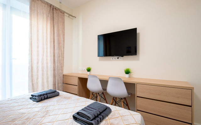 Na Naberezhnoy Makarova 58 Apartments