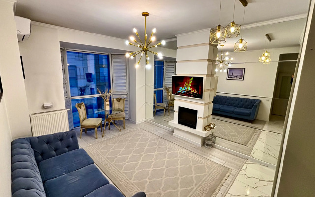 Royal Heights Apartments