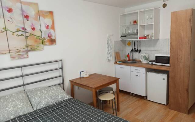 Квартира Уютная Студия на Чайковского