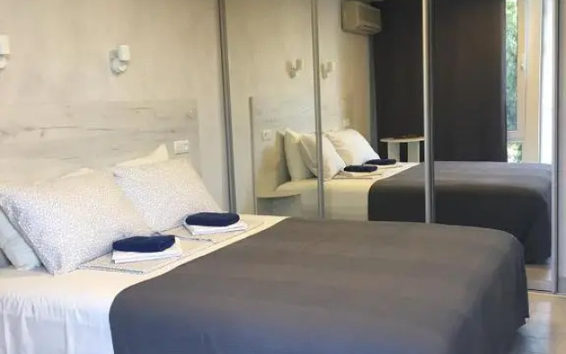 Lazurnyij Hotel
