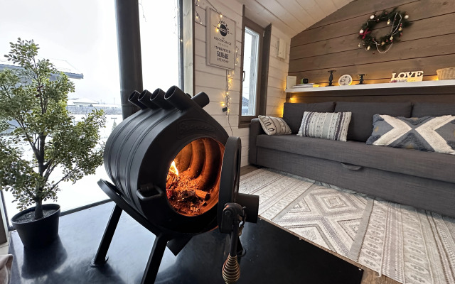 Частный дом уютный дубль у леса и поля