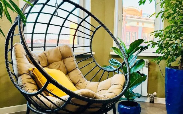 Happy Bee Apartments