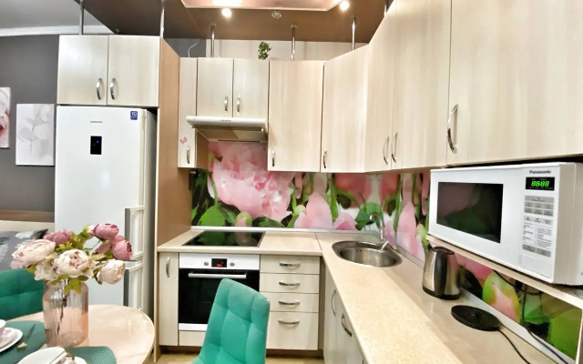 Квартира Студия на Александра Усольцева 15