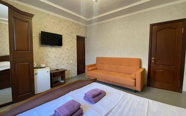 Valencia Guest House