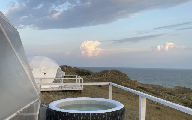 Zapovednyij Myis Glamping