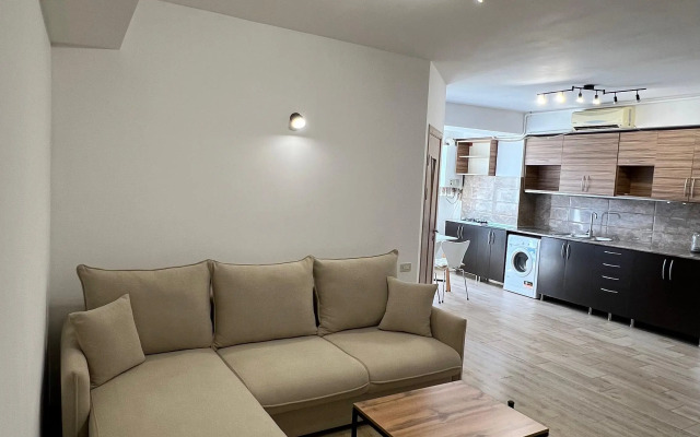 Dvukhkomnatnaya V Samom Tsentre Yerevana Flat
