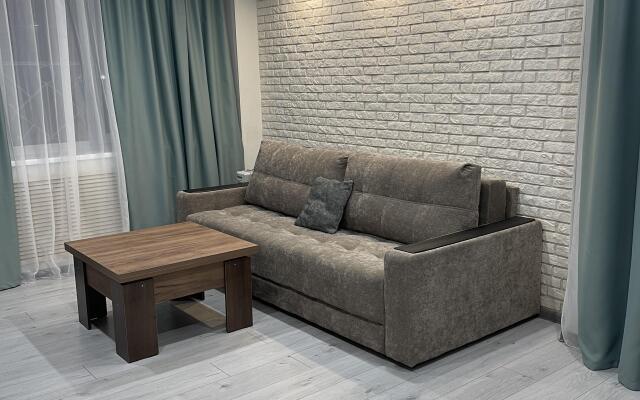 Апартаменты 2-комнатная Квартира с Новым Ремонтом