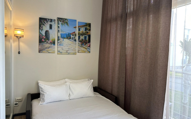 Апартаменты на Бульваре Надежд 4/2