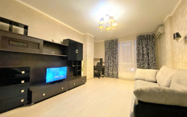 Апартаменты МЕГАПОЛИС пр. Революции 9-А-115