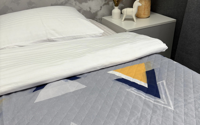 Квартира Однокомнатная уютная с дизайнерским ремонтом и современными удобствам