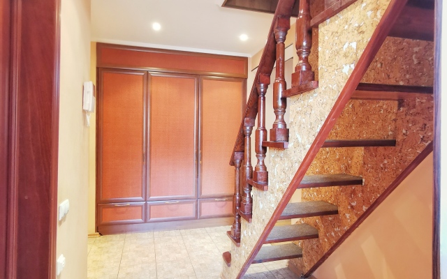Apart-Comfort Dvuhurovnevye na Volzhskoj Naberezhnoj 49/1 Apartment