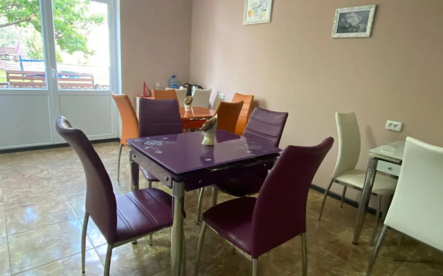 Guest house Delfin Fiolent