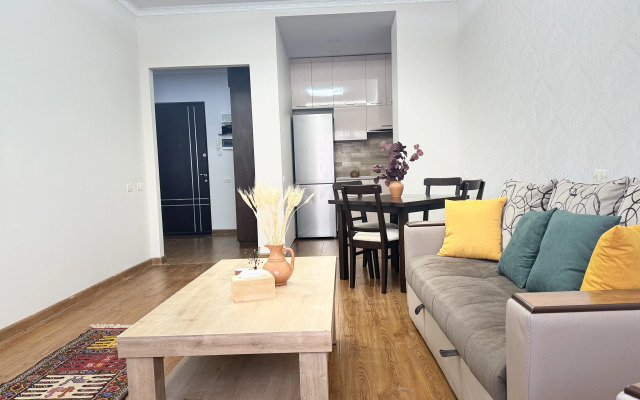 Апартаменты 2-к в самом центре Еревана