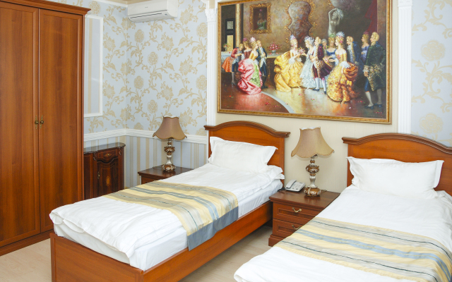 Motsart Hotel