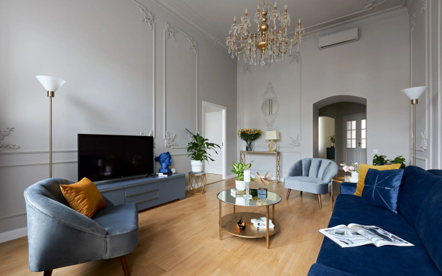 Апартаменты Minin Apartments с видом на Фонтанку 130 кв.м.