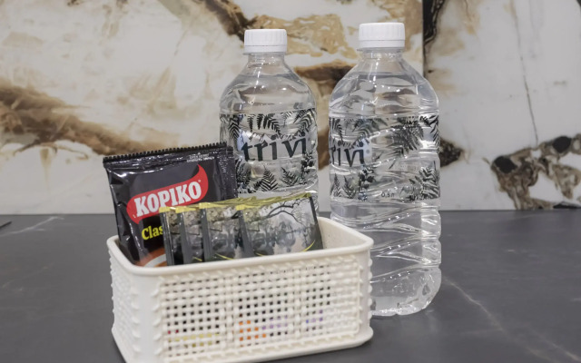 1 Posutochny Apartments