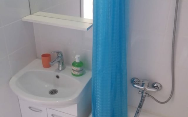 Lotos Aparts v Tikhom Tsentre Apartments