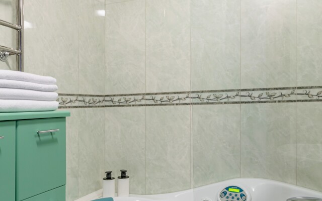 Квартира Трехкомнатная рядом с Белорусским Вокзалом