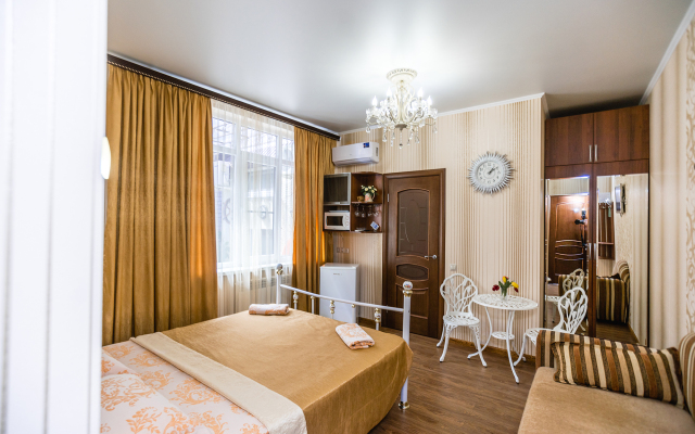 Chetyre sezona na Korolenko 8 a