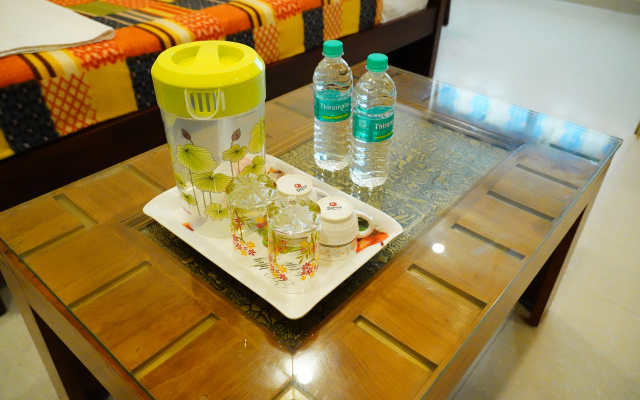 Vjr Mahal and Vinayagam Residency Hotel
