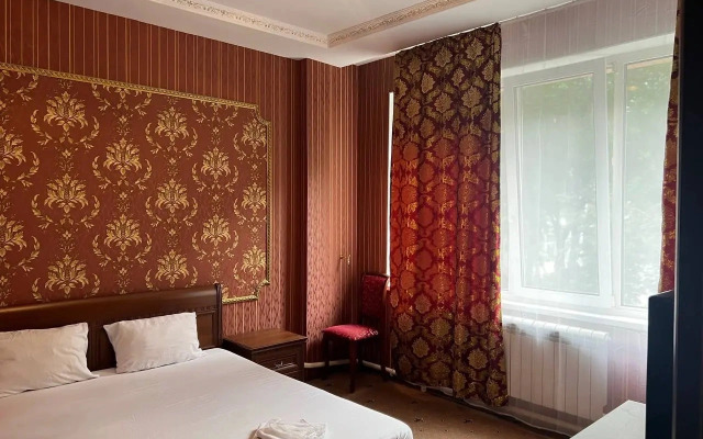 Avtor Hotel