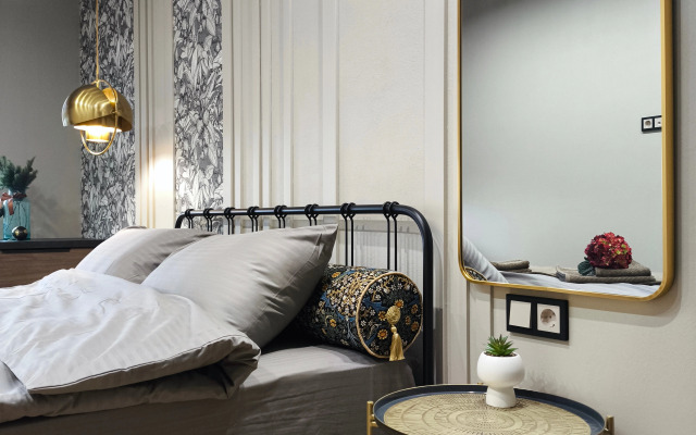 Апартаменты Новые уютные Клен в доме бизнес-класса с охраной