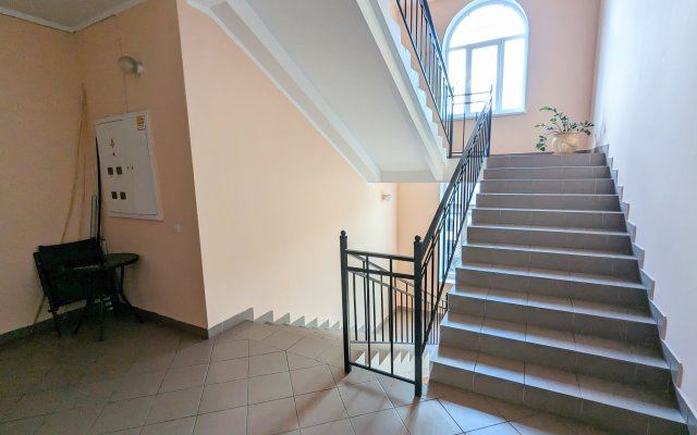 U Ozera Na Telmana 5 Flat