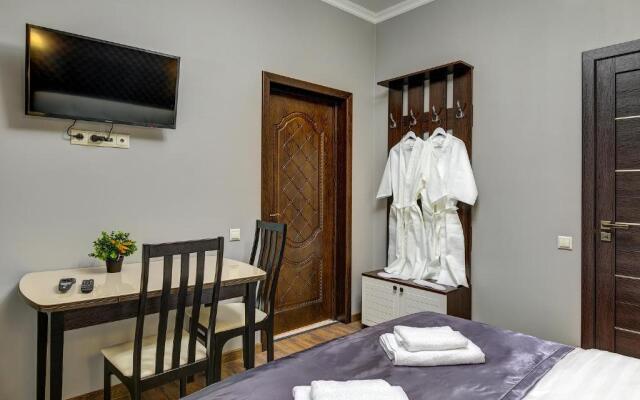City mini-hotel