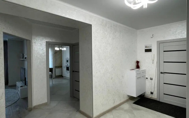 Квартира от компании Хоум Отель на Ново- Садовой 139