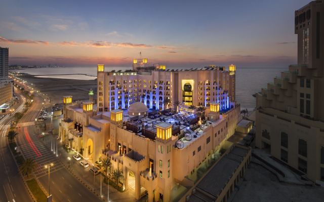 Bahi Ajman Palace Hotel