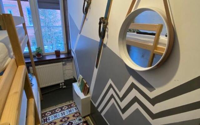 Tolstoy Art Hostel