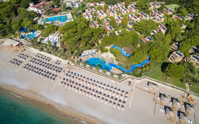 Pirate's Beach Club - Ultra All Inclusive