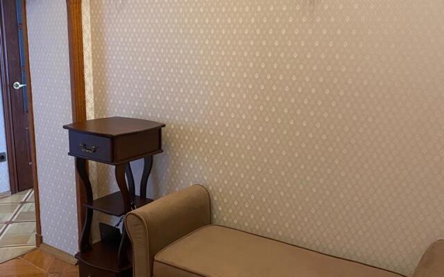 Апартаменты Двухкомнатная квартира на Жуковского 34