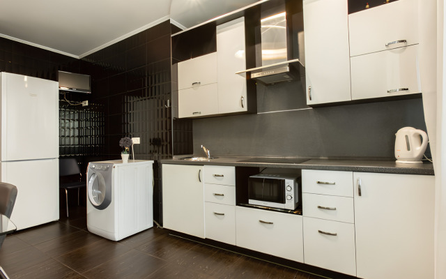 Na Revolyutsionnoy 3 Apartments