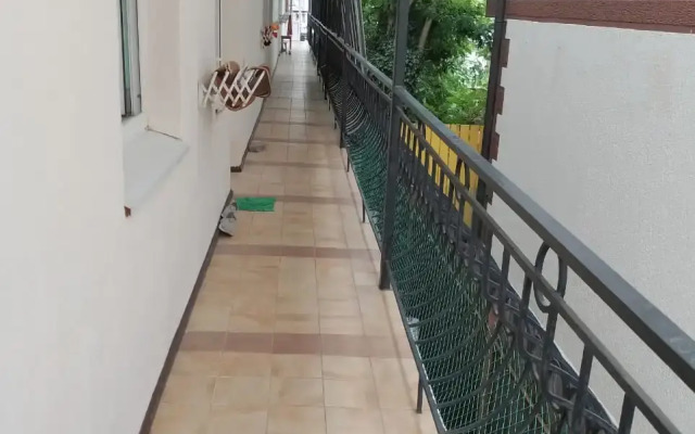 Nadezhda Mini hotel