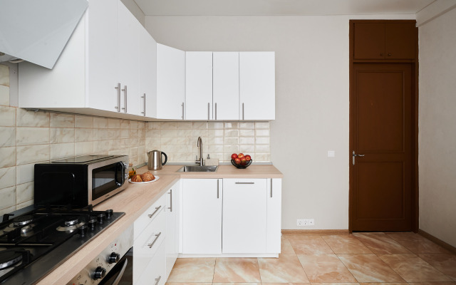 GM CHetverka novaya u Naberezhnoj Apartments