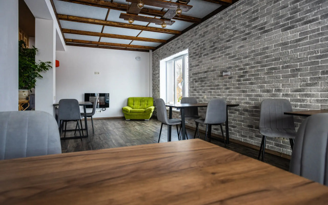 Ryzhiy poni Guest House