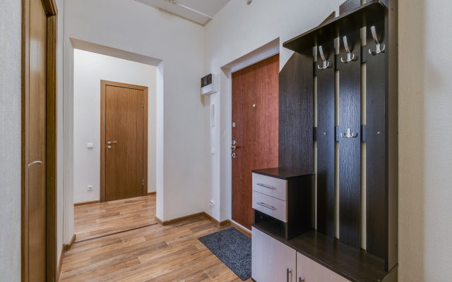 101Apart U Metro Prospekt Slavy Apartments
