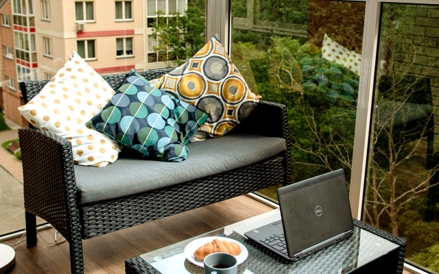 Апартаменты-студия на Майском проезде