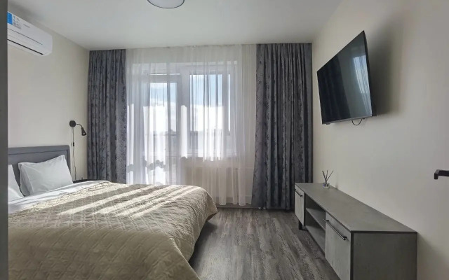 Yevrodvukhkomnatnaya ryadom s Trts Planeta Flat