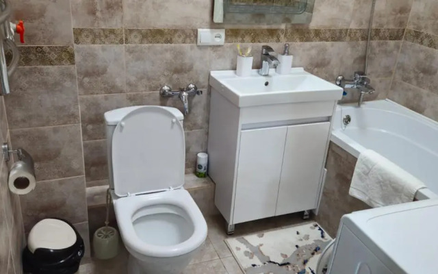 Nebesnaya Fistashka Flat