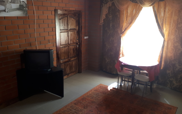 Na Kujbysheva Private House