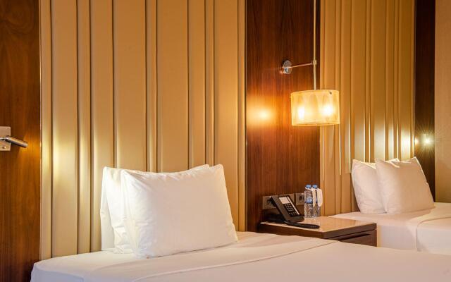 Azimut Grand Tashkent Hotel