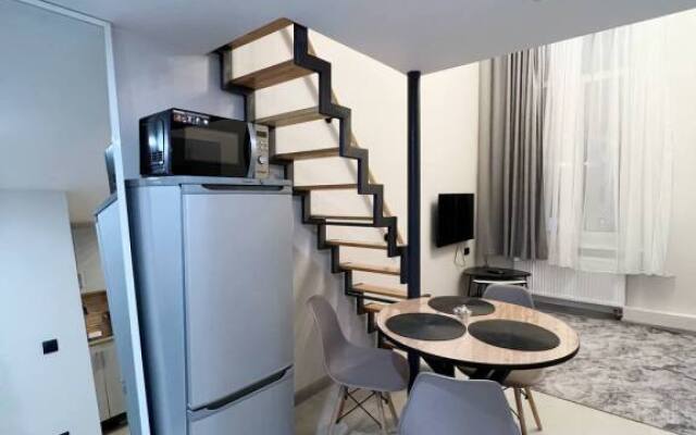 Апартаменты Двухуровневые Clover Studio у метро Бауманская