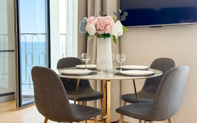 Apartment Monako 24 Zhk Graf Tolstoy 311