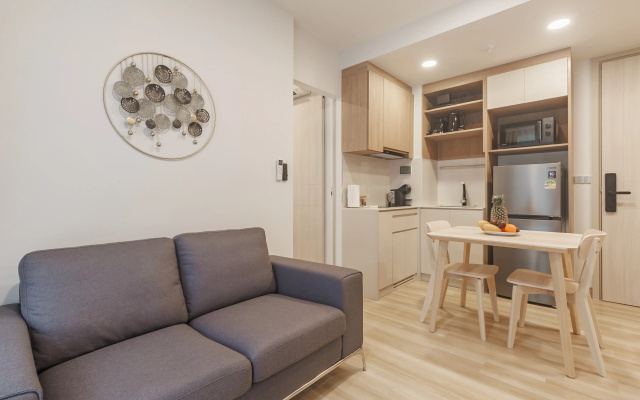 Апартаменты Beautiful 2bd in SkyPark Сelesta